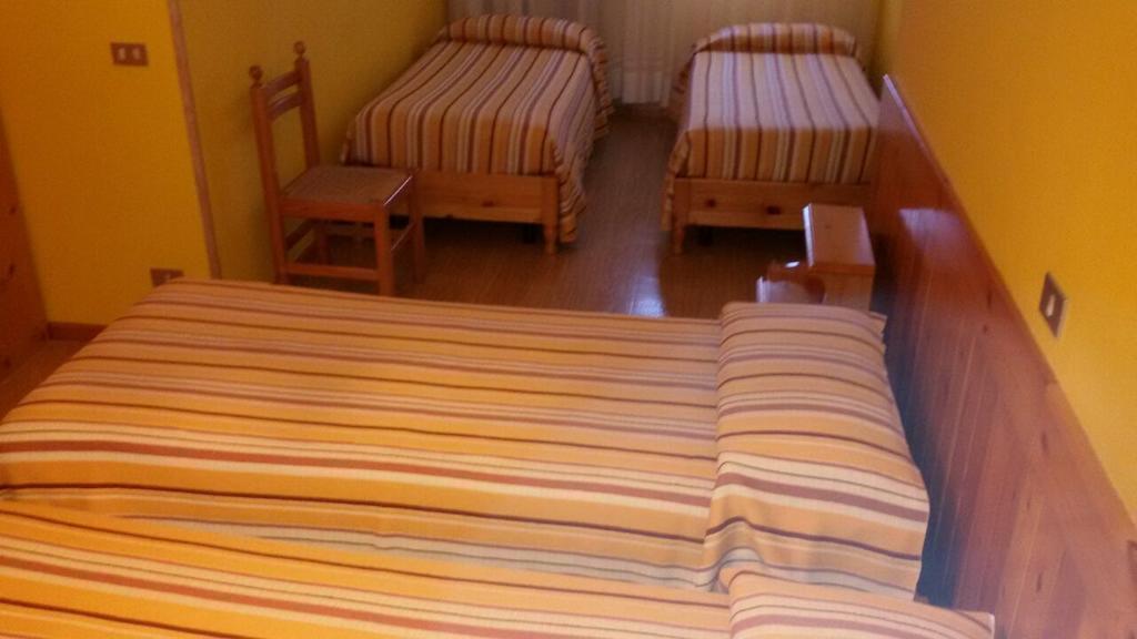 Albergo Trieste Tambre dʼAlpago Zimmer foto
