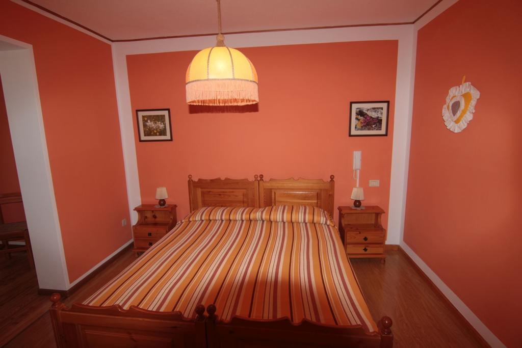 Albergo Trieste Tambre dʼAlpago Zimmer foto